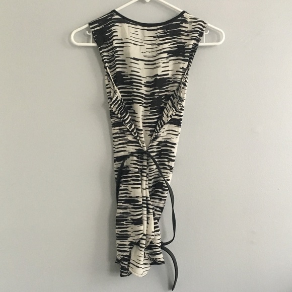 Zebra Top with belt - Picture 2 of 4